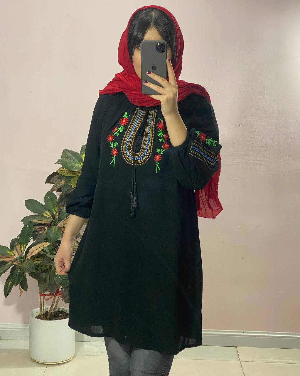 A367F39A-FC19-4E23-8F3F-46855C415D79 تونیک مانتویی نخی گلدوزی